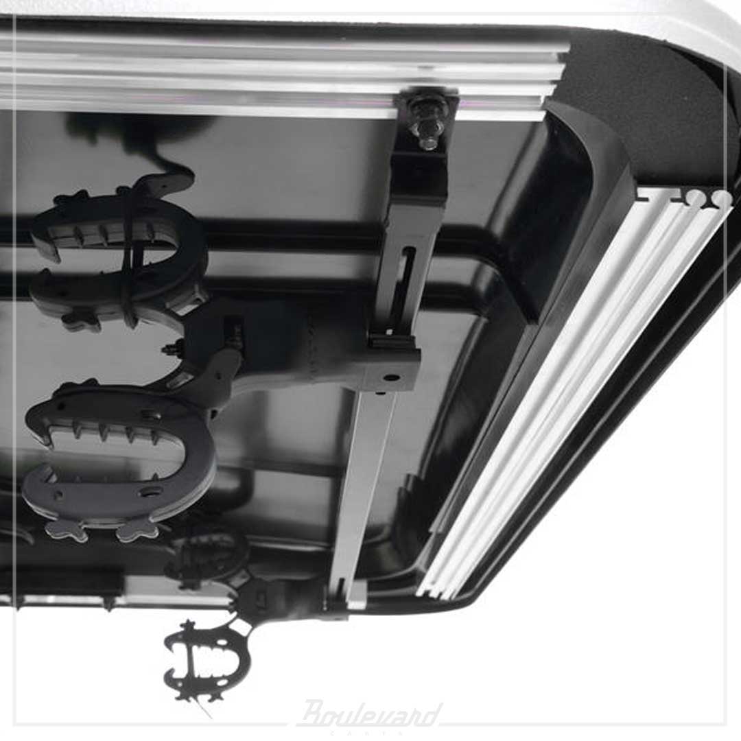 Accessory Mounting Bar for Versa Triple Track Top